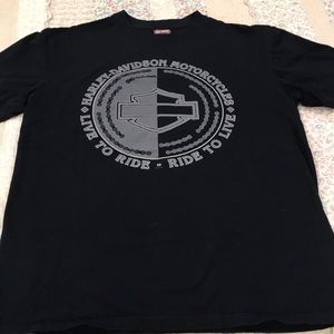T shirt